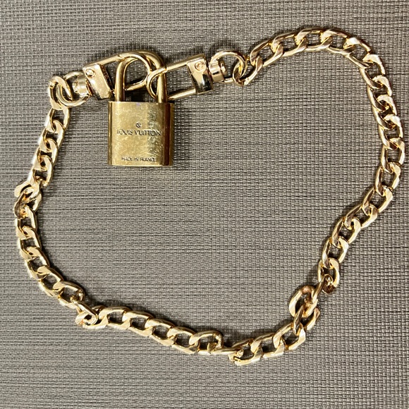 Authentic Louis Vuitton Gold Brass Lock # 316 (no key) - Picture 7 of 7